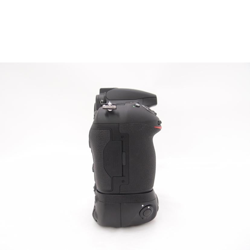 Nikon ニコン/デジタル一眼レフカメラ ボディ/D810/MB-D12//2044481/Aランク/69