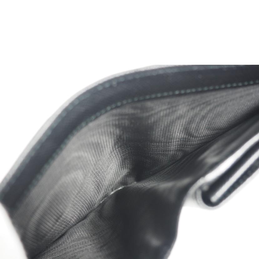 PRADA プラダ/SAFFIANO TRIANG 折財布/1MV204//SAランク/79