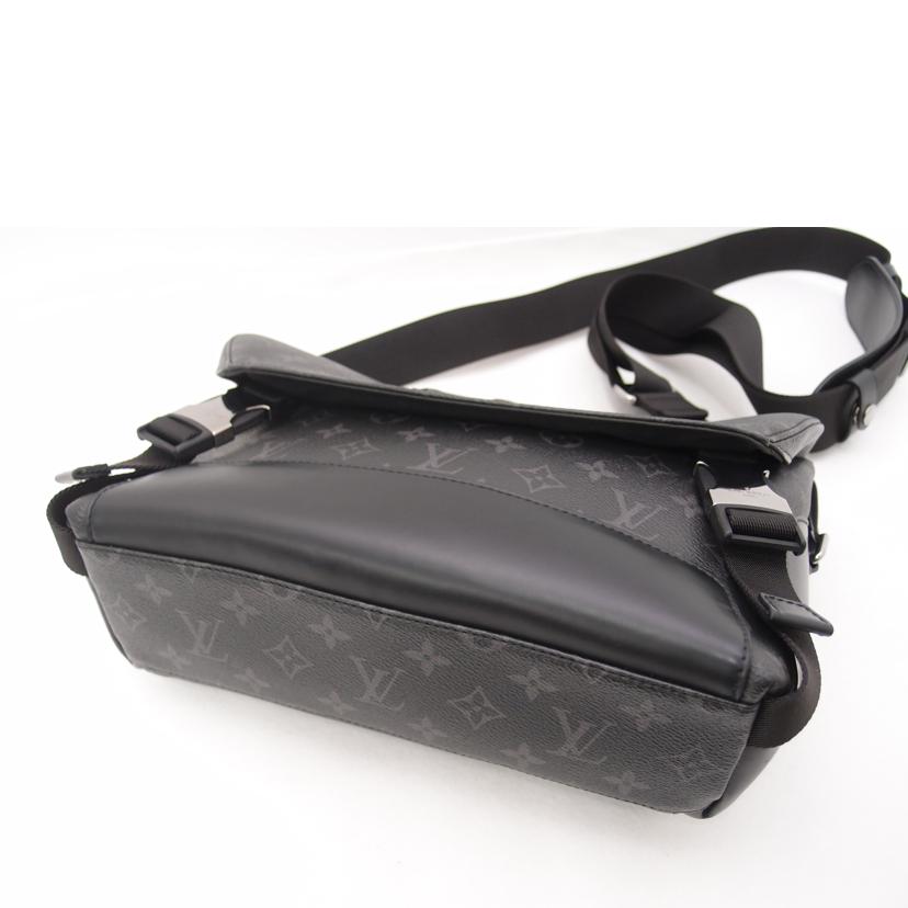 LOUIS VUITTON ルイヴィトン ビトン モノグラムエクリプス 黒 ショルダーバッグ メッセンジャーバッグ 斜め掛け 肩掛け メンズ レディース/メッセンジャーヴォワヤージュPM/エクリプス/M40511//FO2***/Aランク/69