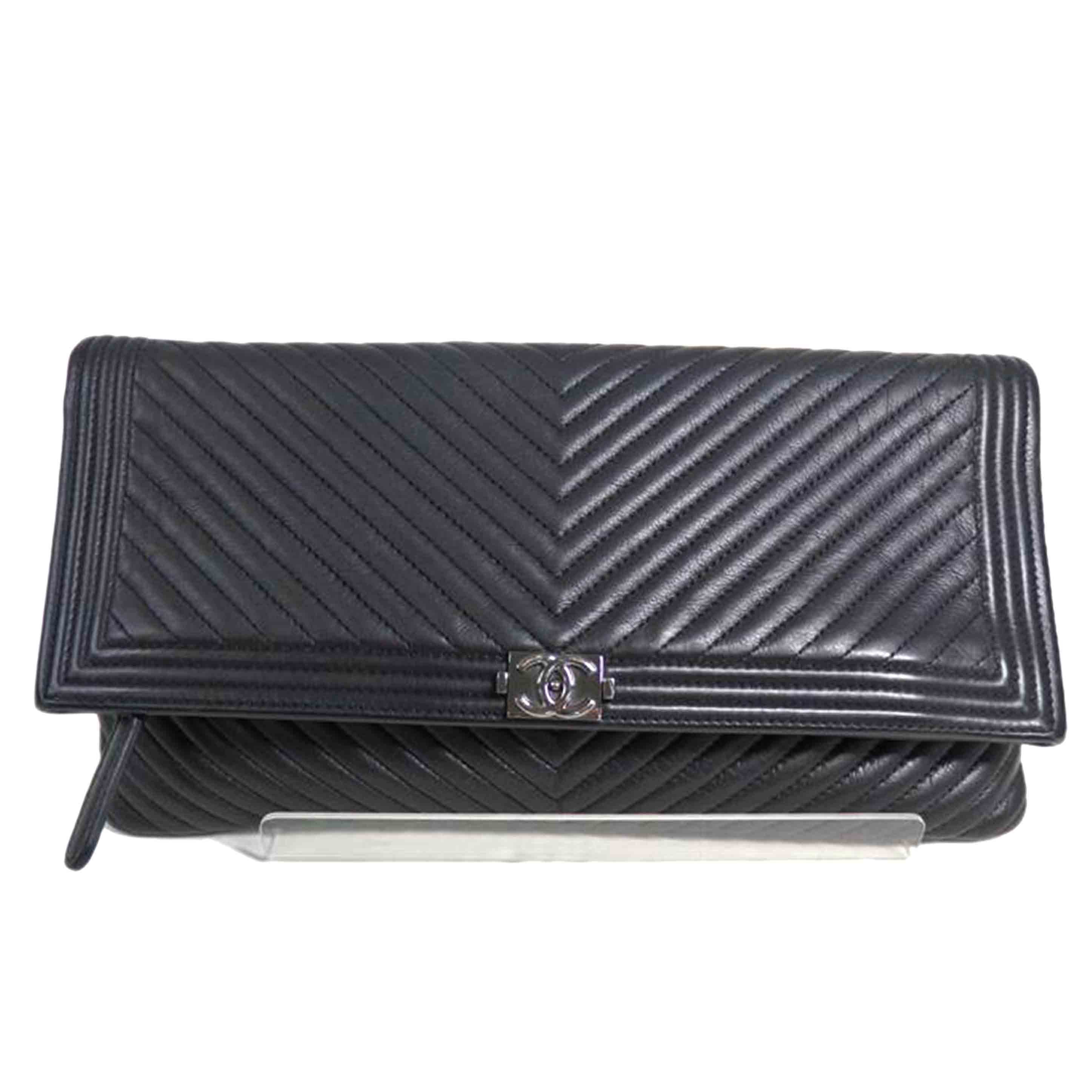 CHANEL シャネル/ココマーク／ボーイシャネル／Vステッチ／セカンドバッグ／クラッチバッグ//210*****/Aランク/84