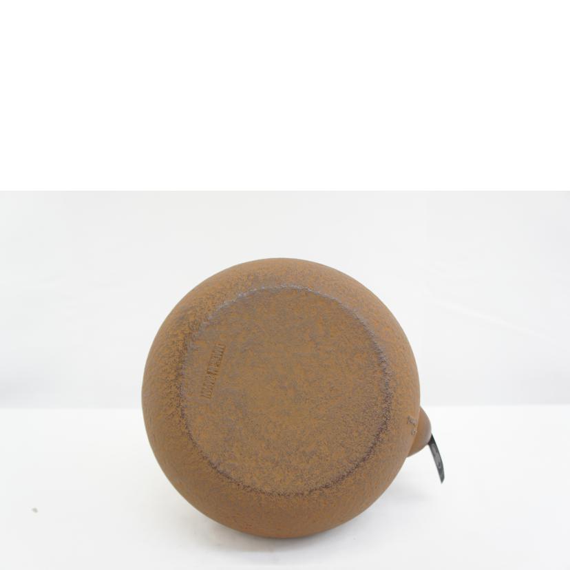 及富 OITOMI/南部宝生堂　南部鉄瓶　姥口松竹梅　鉄蓋　1．8L　錆色/700116//SAランク/05