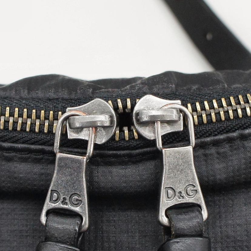 D＆G ﾄﾞﾙﾁｪｱﾝﾄﾞｶﾞｯﾊﾞｰﾅ/ナイロンウェストポーチ//ABランク/70