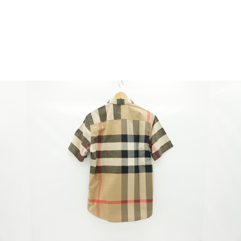 BURBERRY　LONDON　ENGLAND　 ﾊﾞｰﾊﾞﾘｰ ﾛﾝﾄﾞﾝ ｲﾝｸﾞﾗﾝﾄﾞ/BURBERRY　半袖　コットンシャツ　M/8017322//Aランク/67