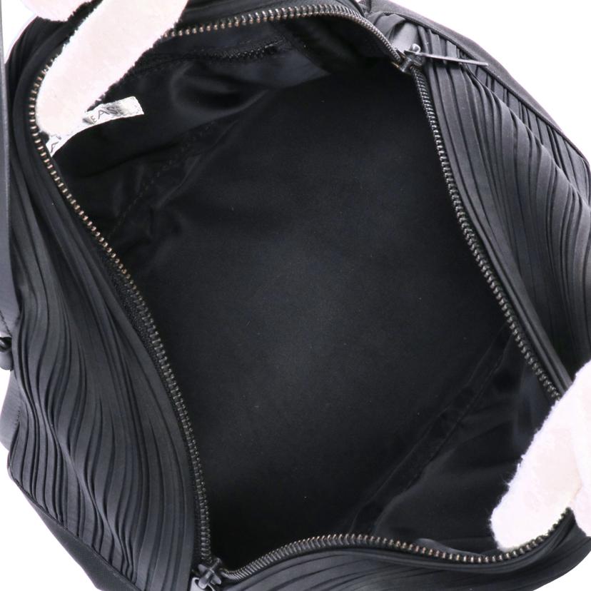 issey miyake ｲｯｾｲﾐﾔｹ/カジュアルバッグ｜WonderREX-ONLINE 公式通販サイト
