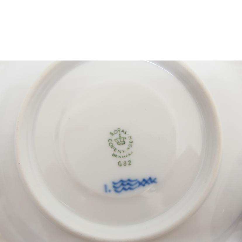 ROYAL COPEHAGEN ロイヤルコペンハーゲン/ティーカップ＆ソーサー/ﾌﾞﾙｰﾌﾙｰﾃｯﾄﾞ ﾌﾟﾚｲﾝ//Aランク/88