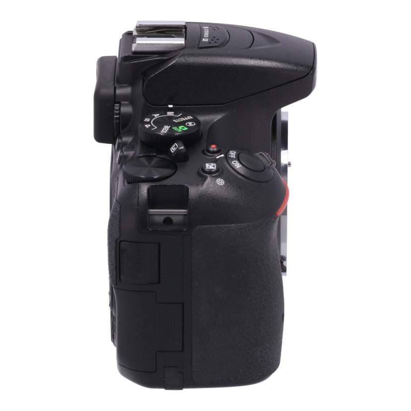 Nikon ニコン　/デジタル一眼　ダブルズームセット/D5500 ﾀﾞﾌﾞﾙｽﾞｰﾑｾｯﾄ//2145632/BCランク/69