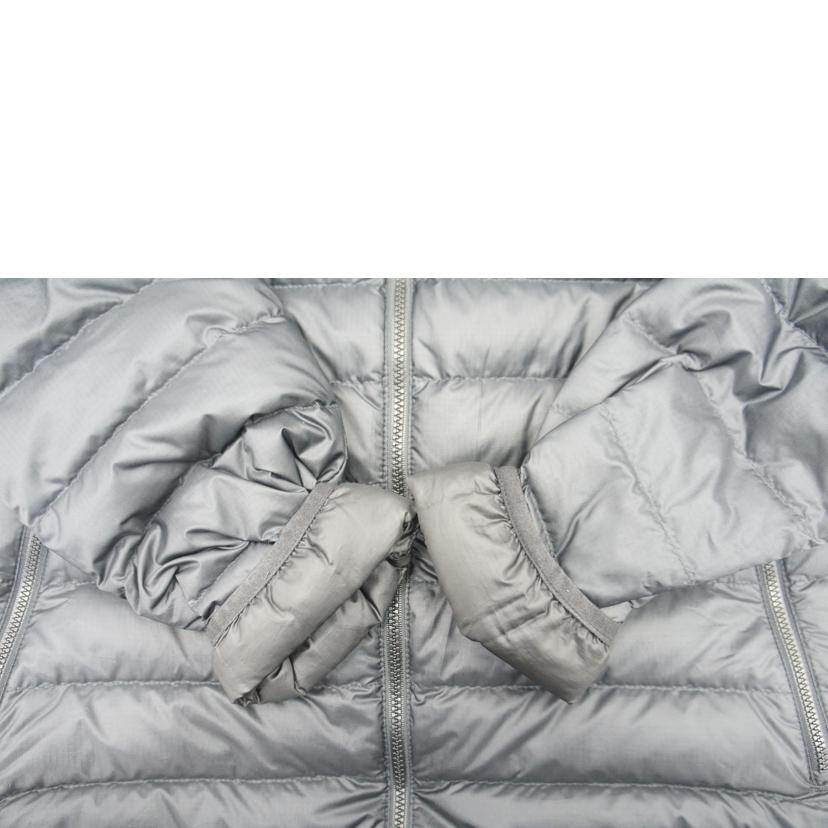 patagonia　/patagonia　ダウンセーターフーディー//Aランク/69