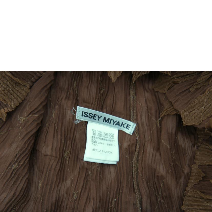 ISSEY　MIYAKE イッセイミヤケ/イッセイミヤケ／シアートップス／ブラウン//Bランク/06