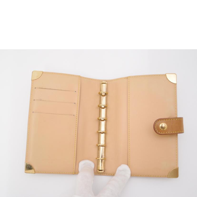 LOUIS　VUITTON ルイヴィトン　ビトン　手帳カバー　白　レディース　モノグラム　/アジェンダPM／マルチカラー／ブロン/R20896//CA0***/Bランク/69