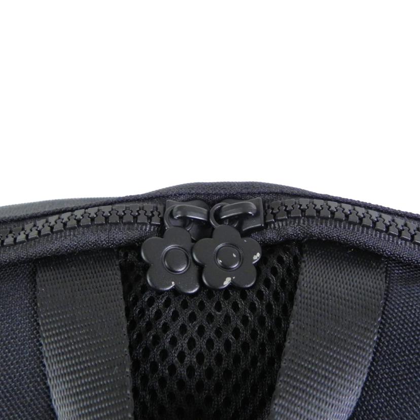 MARRY　QUANT マリークヮント/MARRY　QUANT／ライトラインデイジー　バックパック／ブラック/221-811544-010-0//Sランク/81