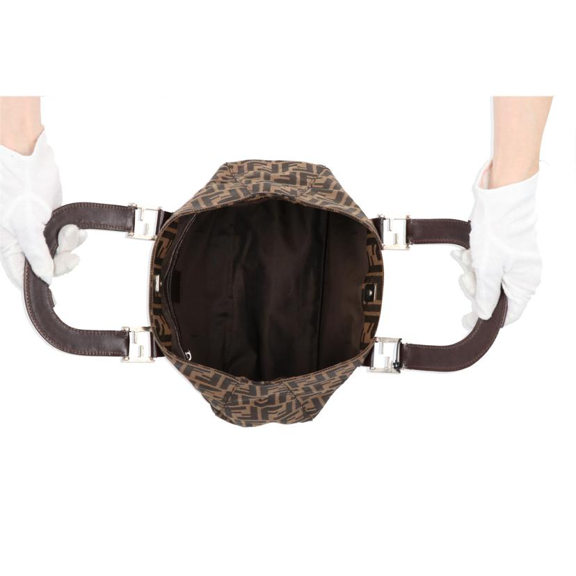 FENDI フェンディ/ズッカ柄ハンドバッグ/キャンバス×レザー/26329//ABランク/85