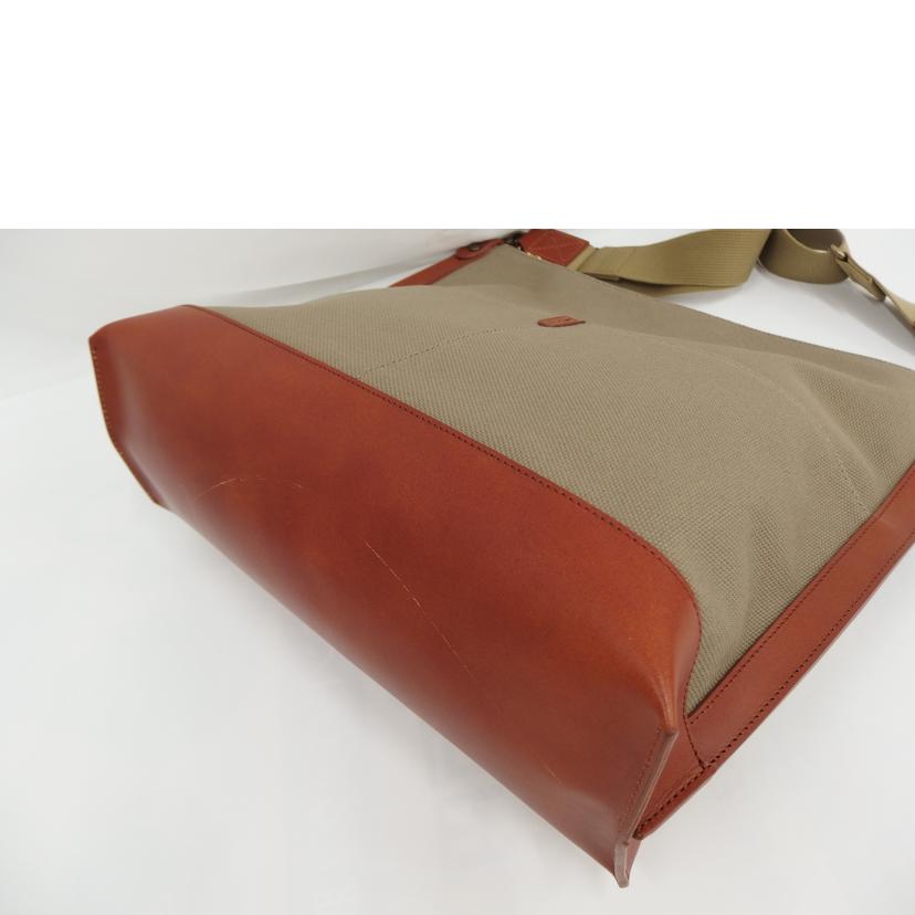 土屋鞄製造所 ショルダーバッグ TSUCHIYA ミニショルダー（シグネチャーレイズド） – ショルダー