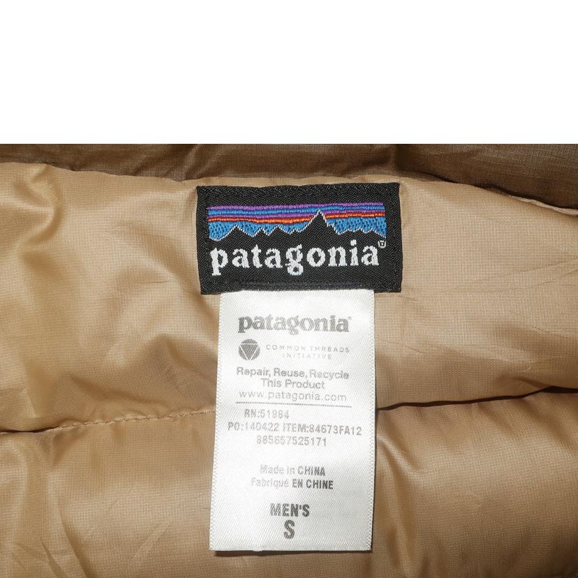 Patagonia パタゴニア/ダウンセーター　ダウンジャケット　Sサイズ　カーキ/84673//Bランク/65