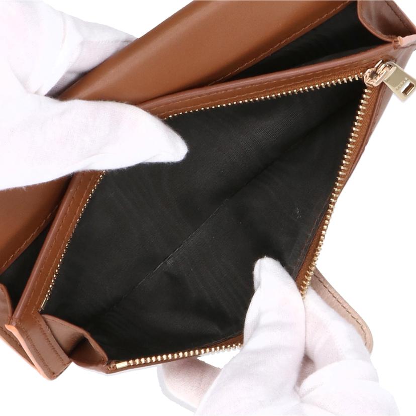 フルラ大人色♥︎入手困難♥︎ブルーグレー フルラ 二つ折り財布 レディース カメリア ブルー FURLA WP00314