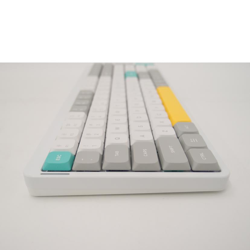 Nuphy ニューフィ/ワイヤレスメカニカルキーボード/Air60 V2 ホワイト//-/Aランク/69