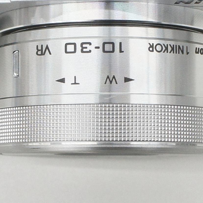 NIKON ニコン/ミラーレス一眼カメラ/Nikon  1 J5 ﾚﾝｽﾞｷｯﾄ//23003950/ABランク/78