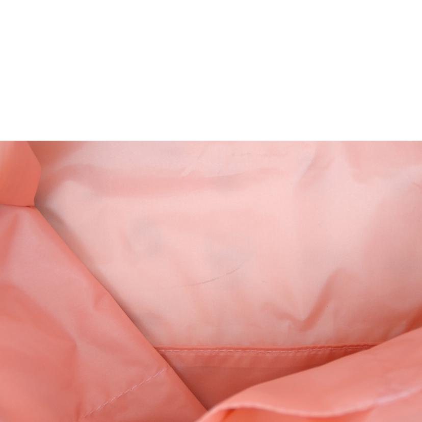 lesportsac レスポ-トサック/デラックスラ-ジウィ-クエンダ-（ハロ-キティコラボ）//ABランク/75