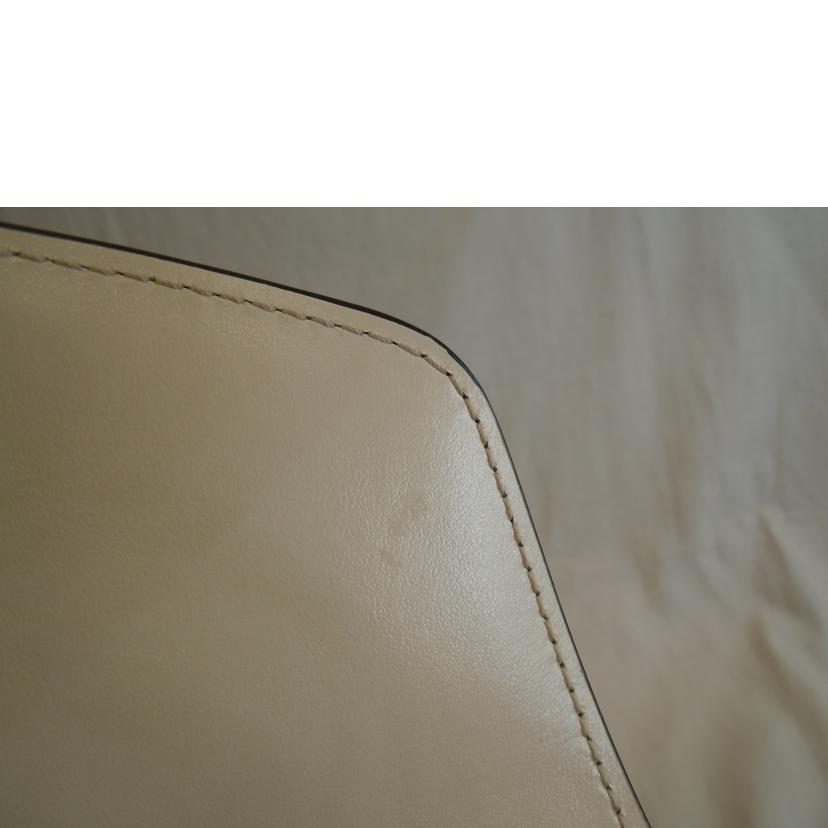 LOUIS VUITTON ルイヴィトン/ポンヌフ/スムースレザー/ホワイト/M55950//FO1***/Aランク/92