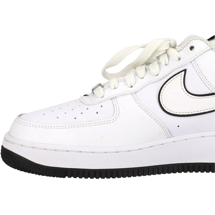 NIKE ナイキ/AIR　FORCE1　＇07　LV8　EMB/DV0788-103//Aランク/09