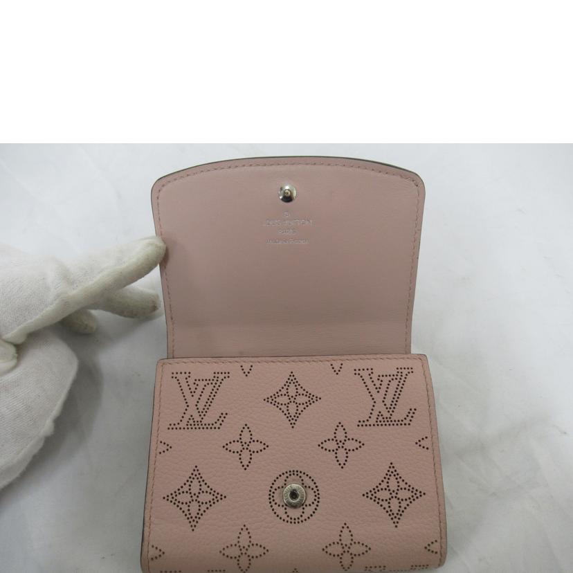 LOUIS VUITTON/ポルトフォイユ・イリス・コンパクト/モノグラム・マヒナ・マグノリア/M62541//TN1***/ABランク/63