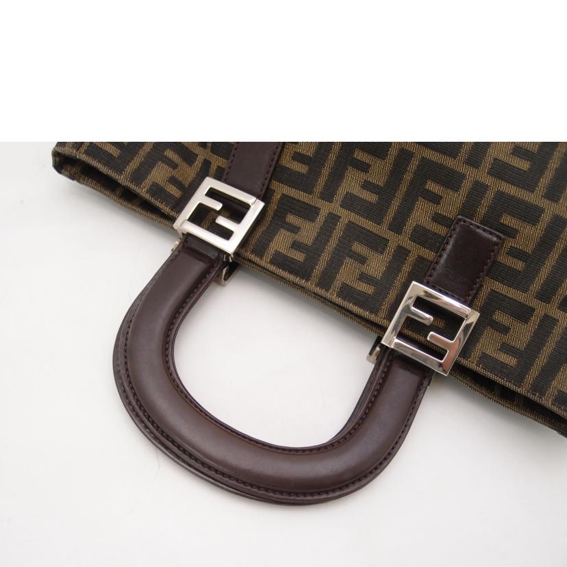 FENDI フェンディ/ズッカ柄トート／ブラウン/不鮮明//ABランク/69