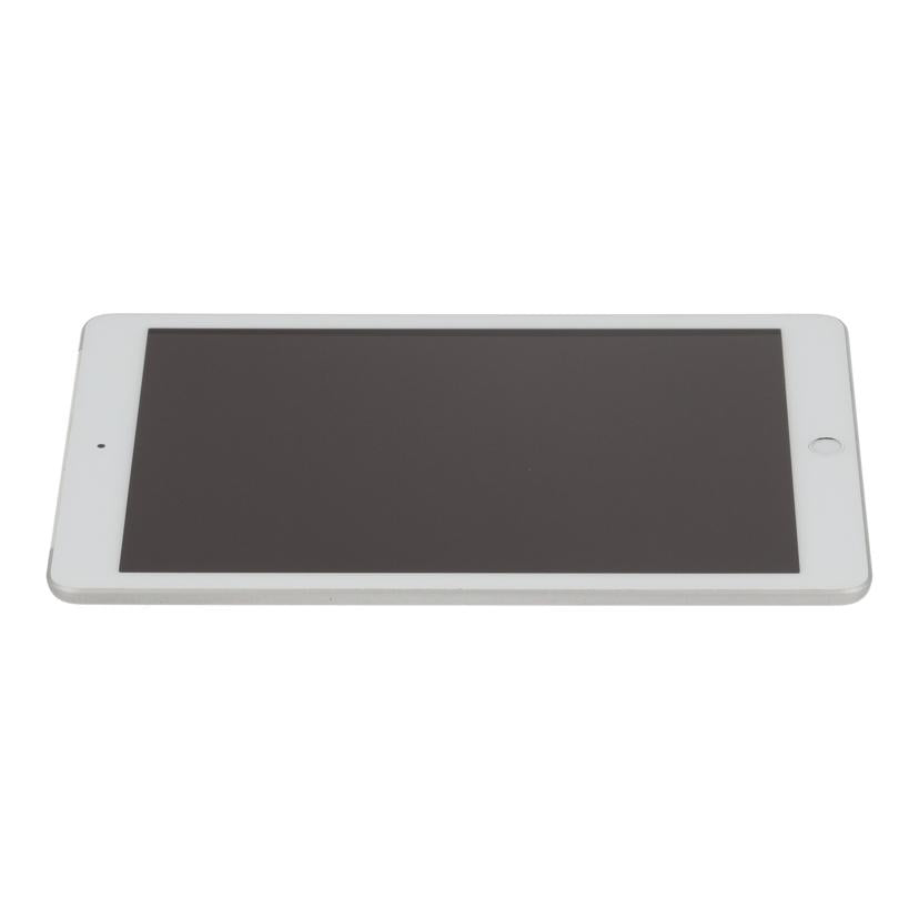 Apple　docomo アップル　/iPad　第6世代　32GB/MR6P2J/A//DMPWW6ZWJF8D/Bランク/67