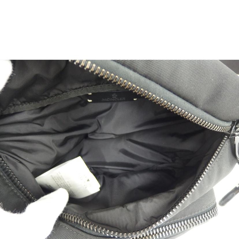 MONCLER モンクレール/ナイロンボディバック／黒/C-XCOM-21-19184//Bランク/82