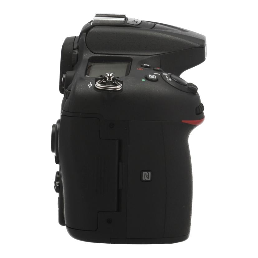 Nikon ニコン/デジタル一眼　ボディ/D7200 ﾎﾞﾃﾞｨ//2044289/Bランク/71