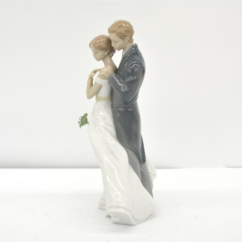LLADRO リヤドロ/フィギュリン 幸せのはじまり//Aランク/75