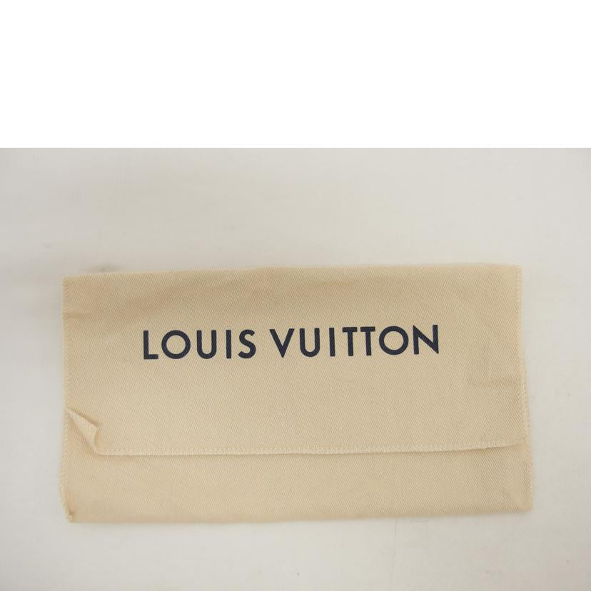 LV ルイヴィトン　コインパース/ポルトカルト・ジップ／モノグラム／フューシャ/M67889//NZ2***/Bランク/04
