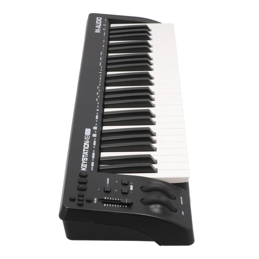 M－AUDIO エムオーディオ /MIDIキーボードコントローラー/KEYSTATION49 MK3//B52303239052310/Bランク/64