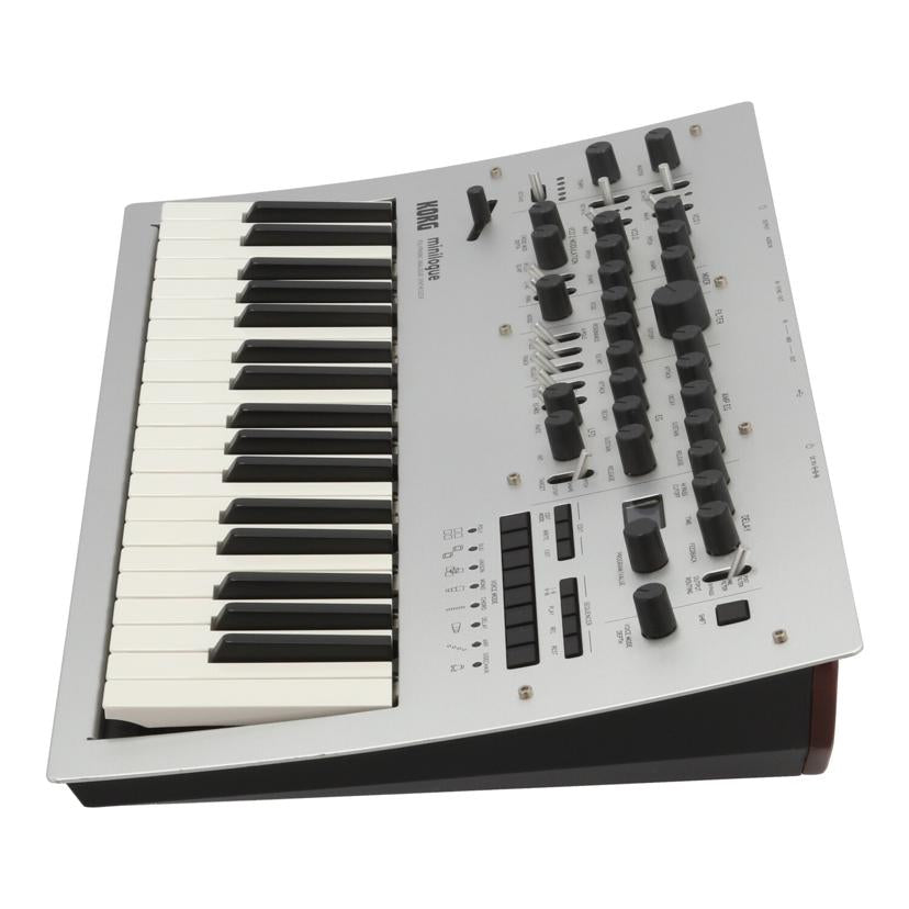 KORG コルグ/アナログシンセサイザー／ミニローグ/minilogue//013058/Bランク/62