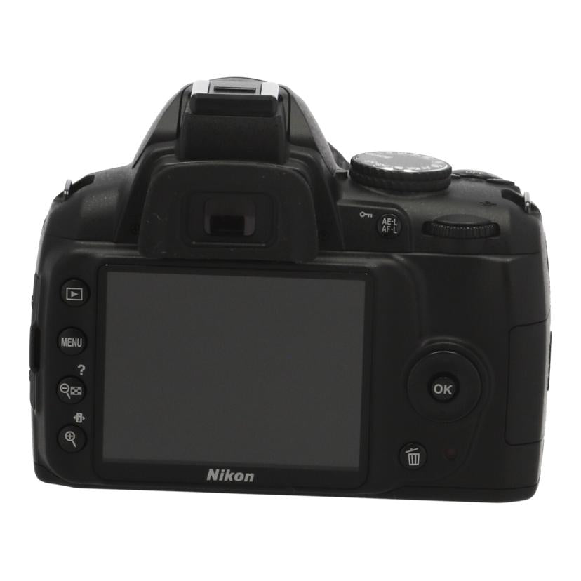 Nikon ニコン　/デジタル一眼　ダブルズームキット/D3000  ﾀﾞﾌﾞﾙｽﾞｰﾑｷｯﾄ//2049898/Bランク/05