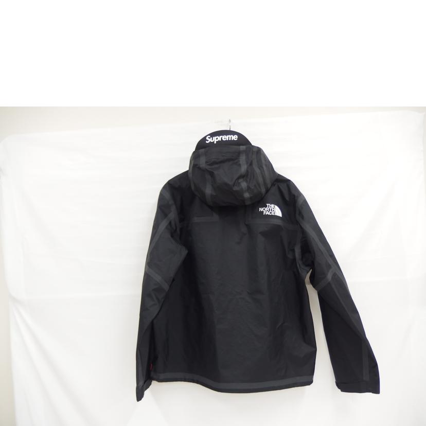 THE　NORTH　FACE　Supreme ｻﾞﾉｰｽﾌｪｲｽ×ｼｭﾌﾟﾘｰﾑ/Samit　Series　Outer　Tape　Seam　Jacket/NP12101I//ABランク/82
