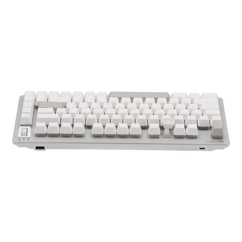 ELECOM エレコム　/ゲーミングキーボード／V　custom/TK-VK720AWH-EN//4500072/Aランク/62