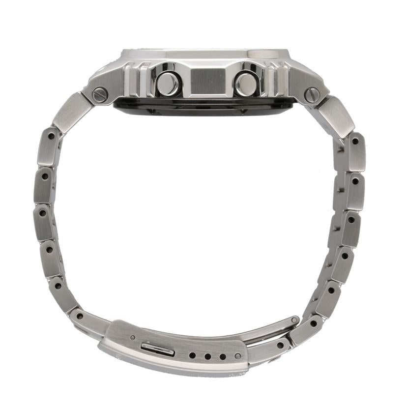 CASIO カシオ/G－SHOCK　デジタル／フルメタル／電波ソーラー／Bluetooth搭載/GMW-B5000D-2JF//201*****/Bランク/77