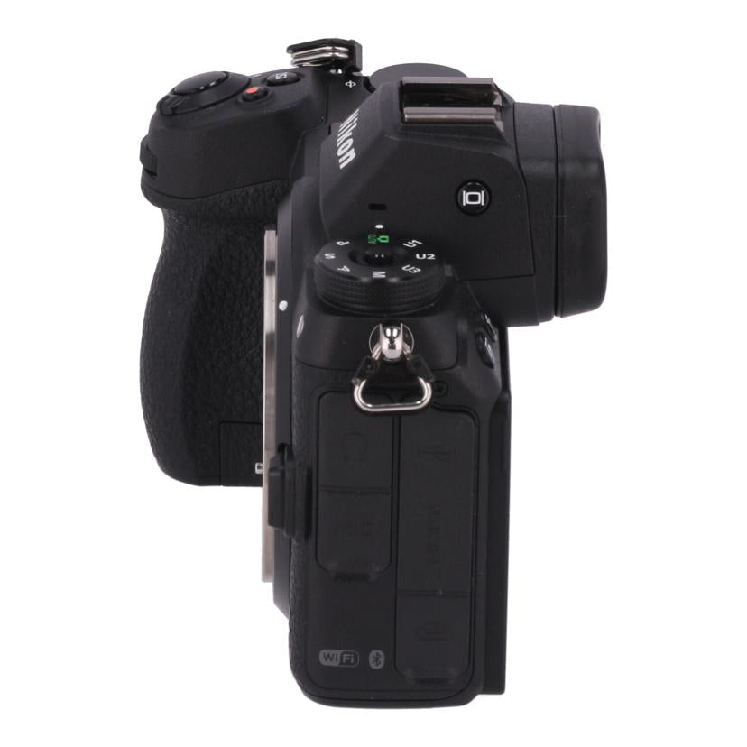 Nikon ニコン　/ミラーレス一眼　ボディ/Z6 ﾎﾞﾃﾞｨ//2026147/Bランク/82