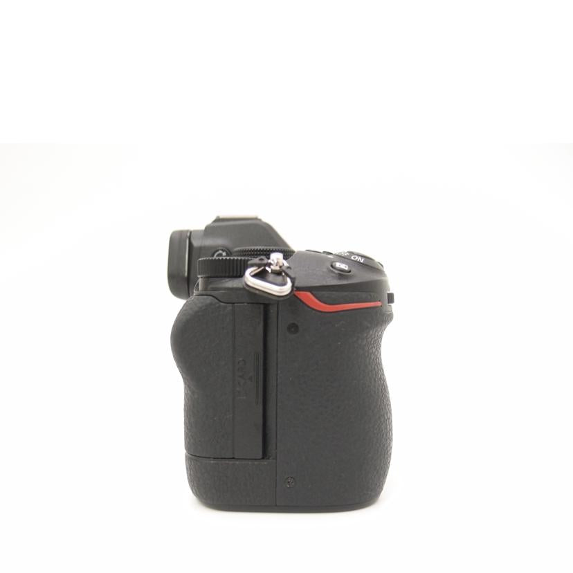Nikon ニコン/ミラーレス一眼レフカメラ　ボディ/Z5//2007662/Aランク/69