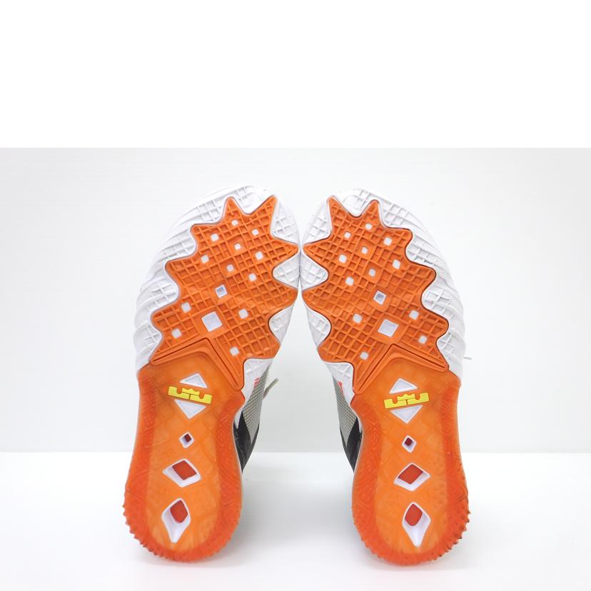 ＮＩＫＥ ﾅｲｷ/レブロン１８ＬＯＷ／２７．５ｃｍ/CV7562-103//Bランク/88