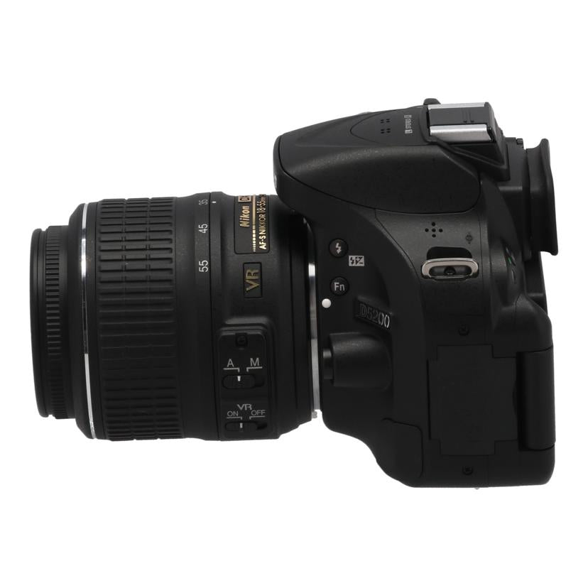 Nikon ニコン /デジタル一眼 レンズキット/D5200 ﾚﾝｽﾞｷｯﾄ//2175711/Bランク/22