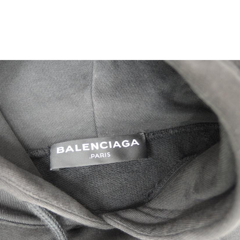 BALENCIAGA　 ﾊﾞﾚﾝｼｱｶﾞ/BALENCIAGA　パーカー　（ロゴ刺　入）/UP57 2016 01217//Bランク/82