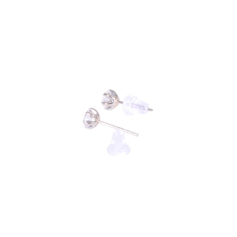 /　Pt900ダイヤピアス0．308／0．315ct//Aランク/71