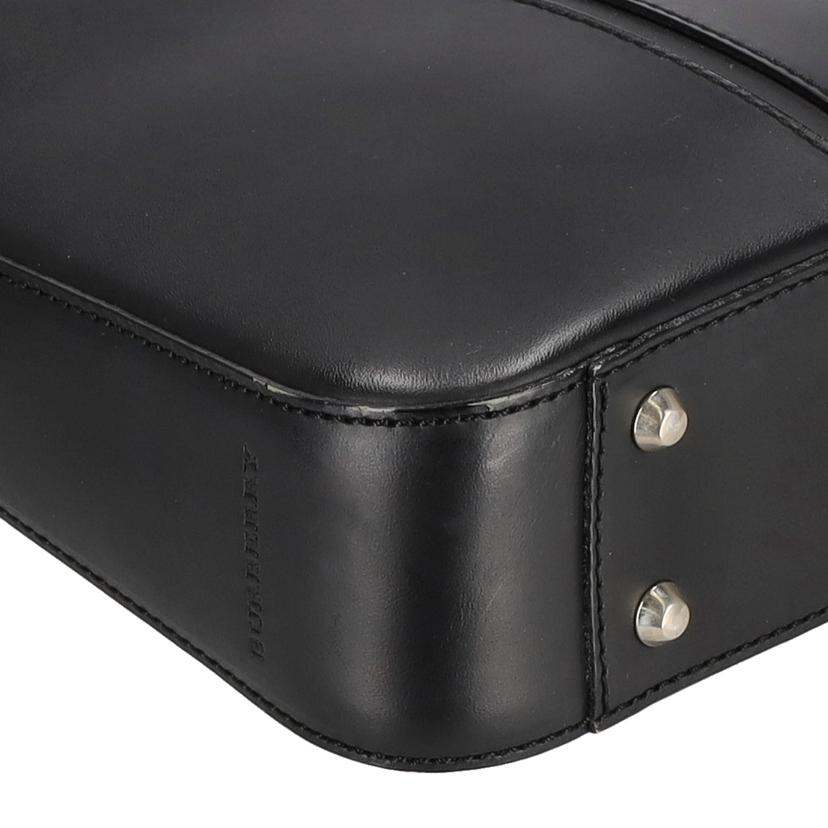 ＢＵＲＢＥＲＲＹ バーバリー/バーバリーレザーミニハンド／ブラック//ABランク/75