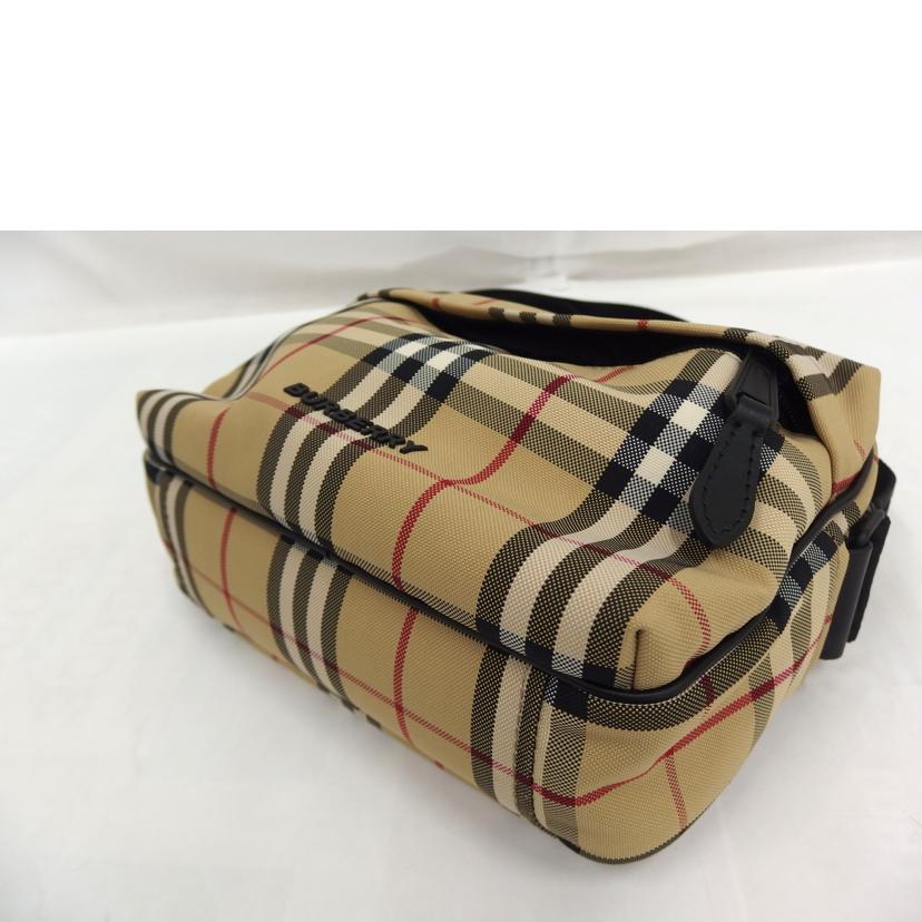 BURBERRY　 バーバリー/ノバチェックショルダーバッグ/8084111//SAランク/82