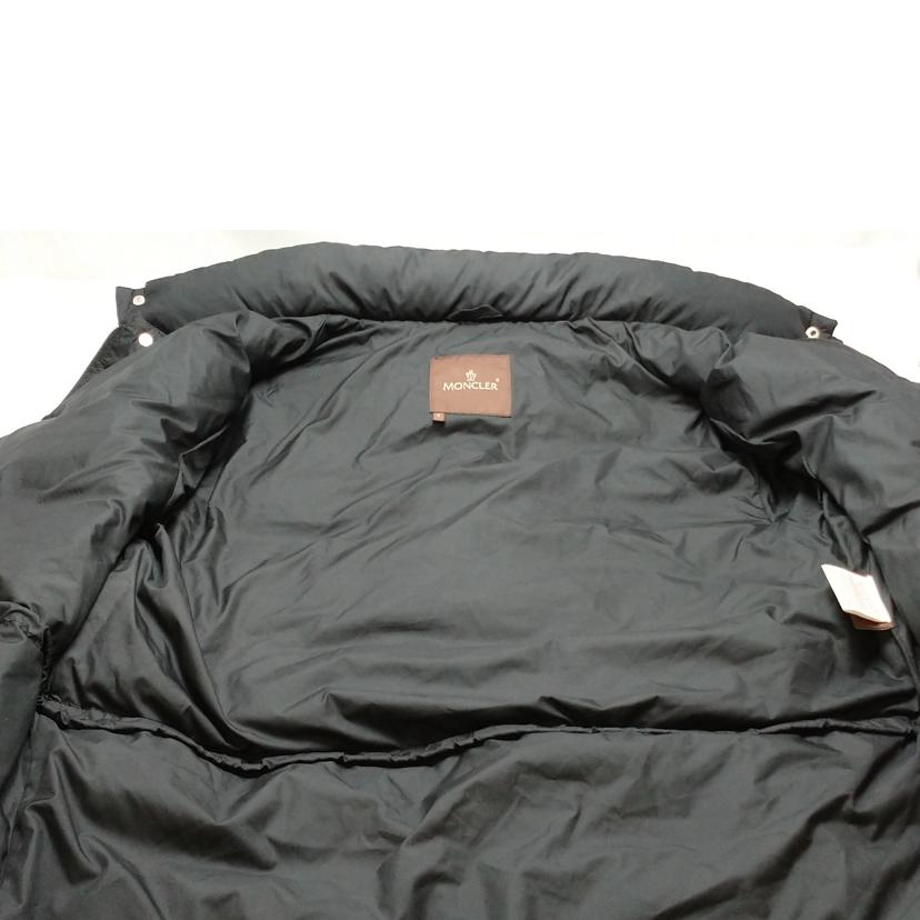 MONCLER モンクレール/ダウンジャケット/Z3 HJ 056//Bランク/52