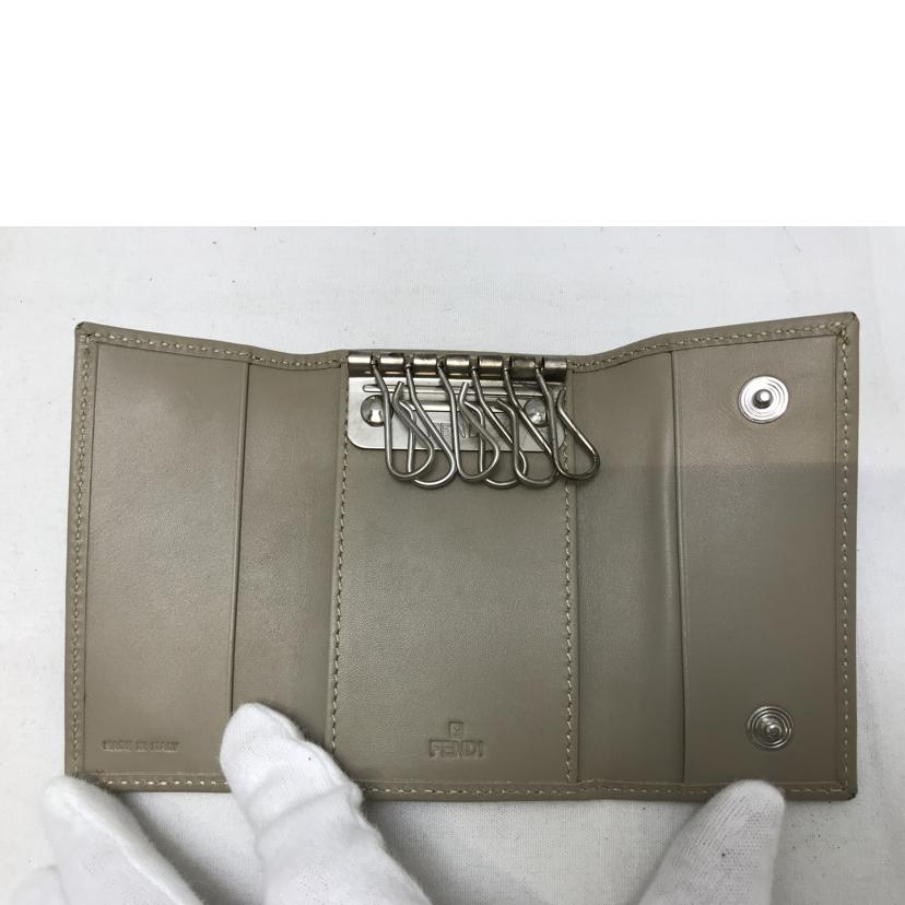 FENDI ﾌｪﾝﾃﾞｨ/6連　キーケース　ズッキーノ/2266.8AP002.KU8-048//ABランク/51