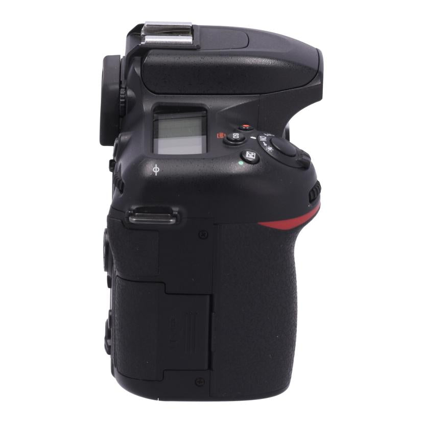 Nikon ニコン　/デジタル一眼　ボディ/D7500 ﾎﾞﾃﾞｨ//2002690/Bランク/67