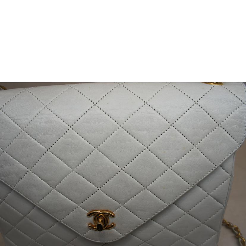CHANEL シャネル/ラムスキンマトラッセチェーンホワイト//ｼｰﾙ***/Bランク/92