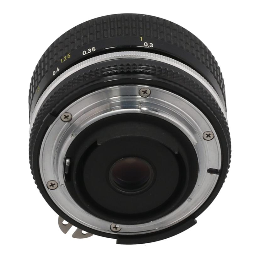 Nikon ニコン　/交換レンズ／28mm/Ai Nikkor 28mm F3.5//232550/Bランク/69