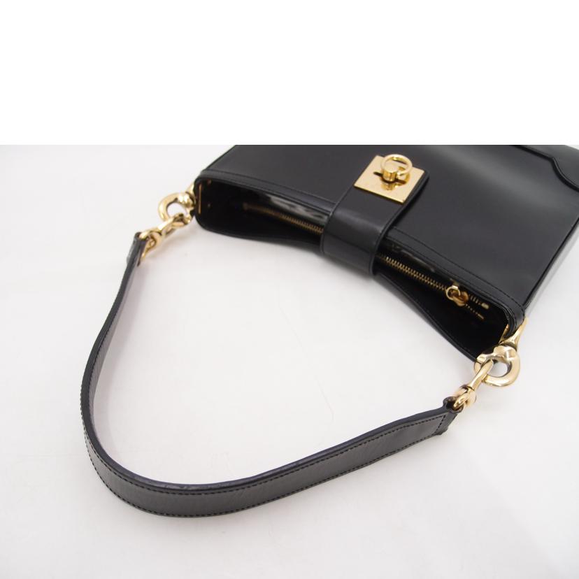 CELINE セリーヌ/レザーワンショルダー／ブラック//M18**/Aランク/69